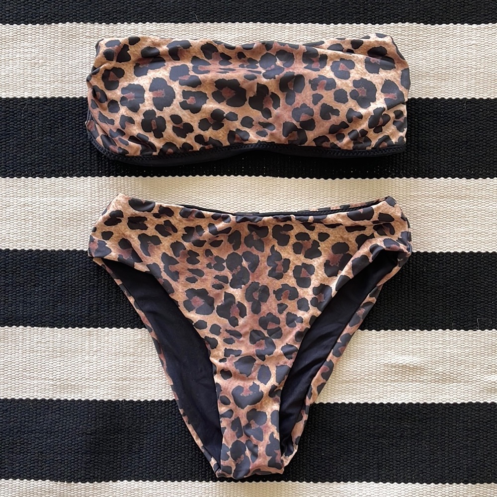 NWOT Pink Lily Strapless Bikini Set